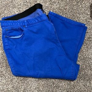 Catherine’s Sateen Stretch capris